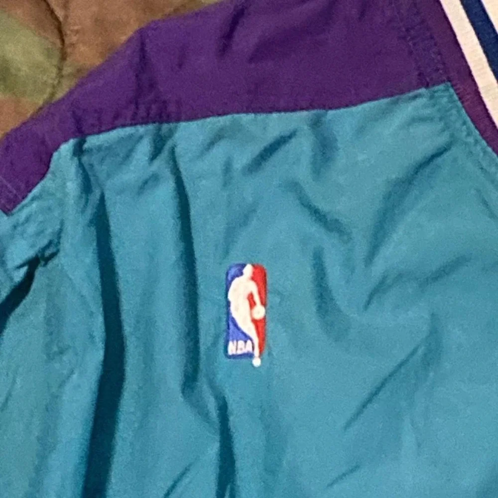 Champion vintage‎ 90s nba charlotte hornets nylon jacket flaw mens XL/24